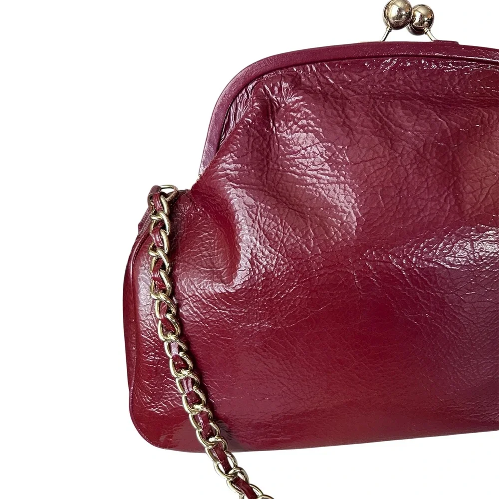 Charles David Burgundy Patent Leather Large Kiss Lock Frame Clutch Chain Bag Y2K